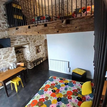 Les Chambres Du Couraud Saint-Aubin-des-Ormeaux Exterior foto