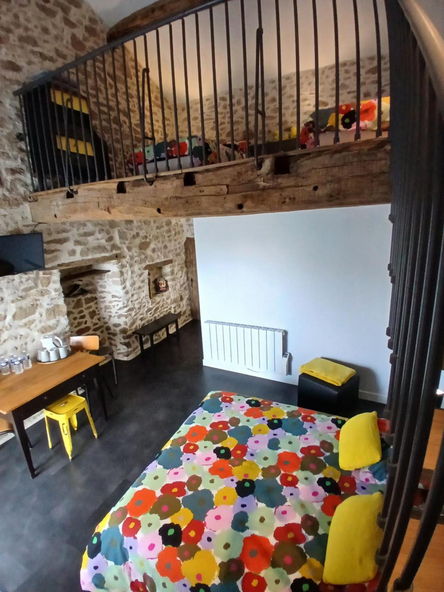 Les Chambres Du Couraud Saint-Aubin-des-Ormeaux Exterior foto